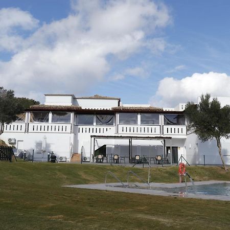 Hostal Restaurante Benalup Golf Exterior foto